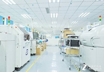 嘉合勁威發(fā)布國產(chǎn)首款支持Aura Sync內(nèi)存 阿斯加特引領(lǐng)國產(chǎn)品牌創(chuàng)新